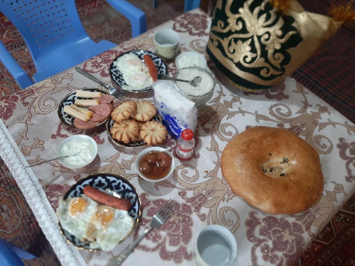 Dilnura Guest House Buxoro Luaran gambar