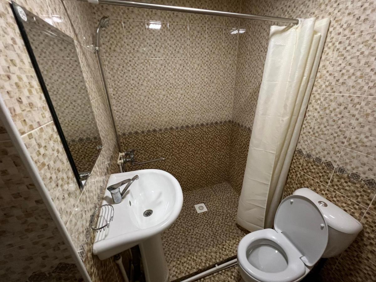 Dilnura Guest House Buxoro Luaran gambar